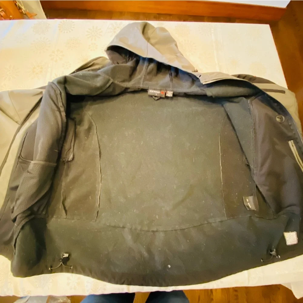 Icewear as wear front