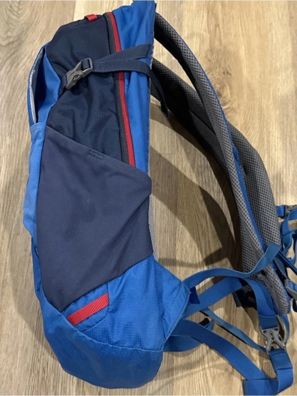 Deuter lightweight speed
