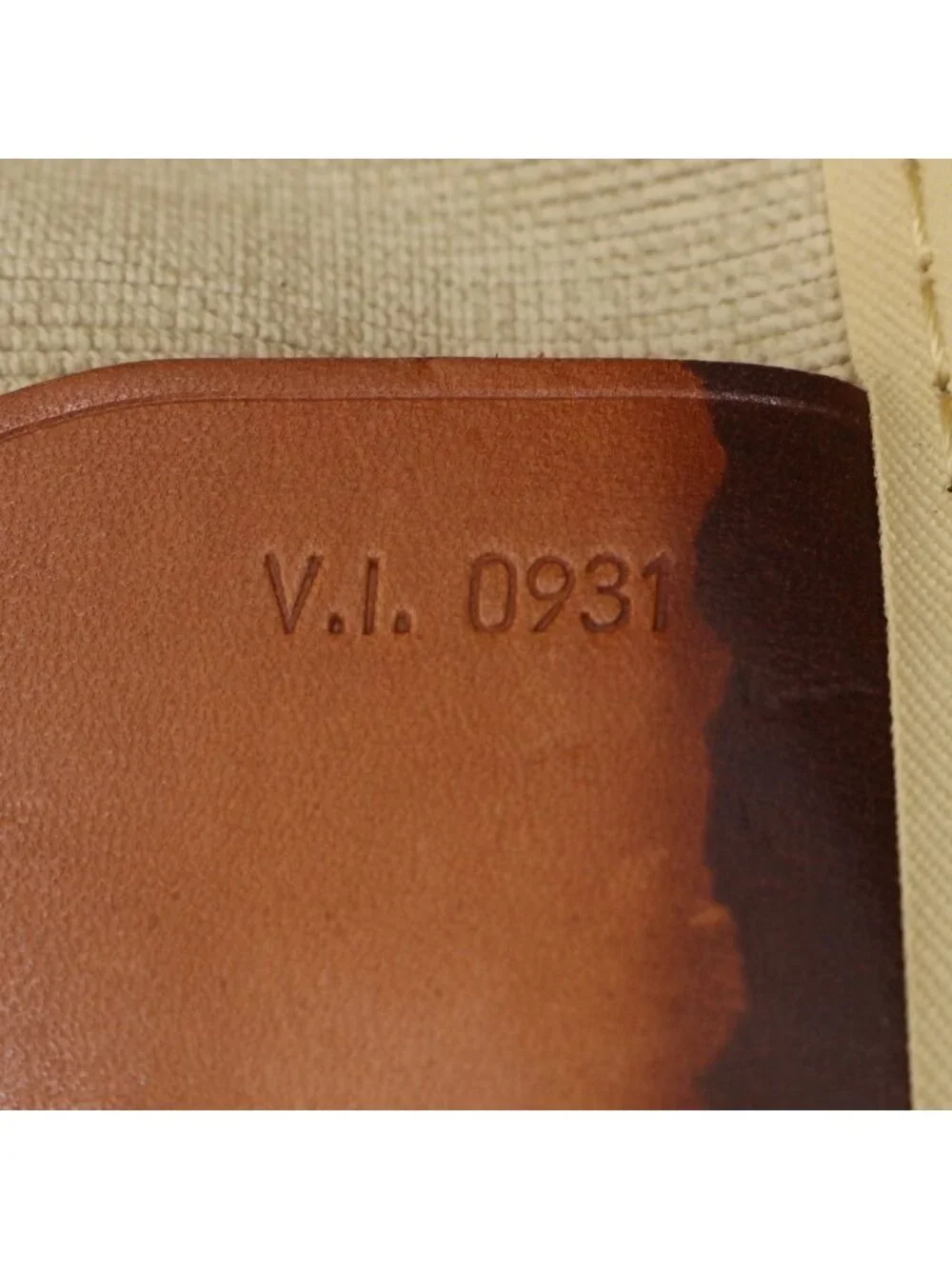 Louis Vuitton cm stored