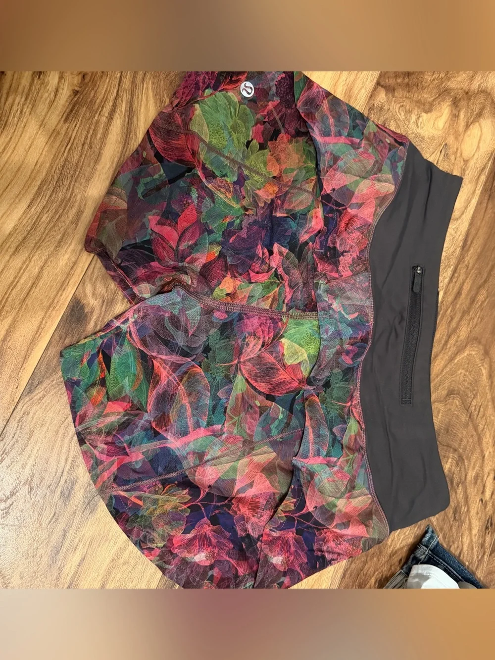 LULULEMON SPEED UP SHORTS all size 4 high rise 2.5 in 5 colors