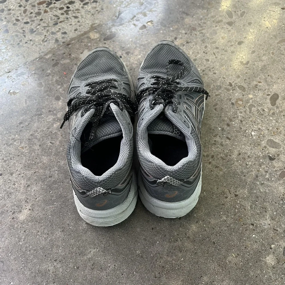Asics brand style