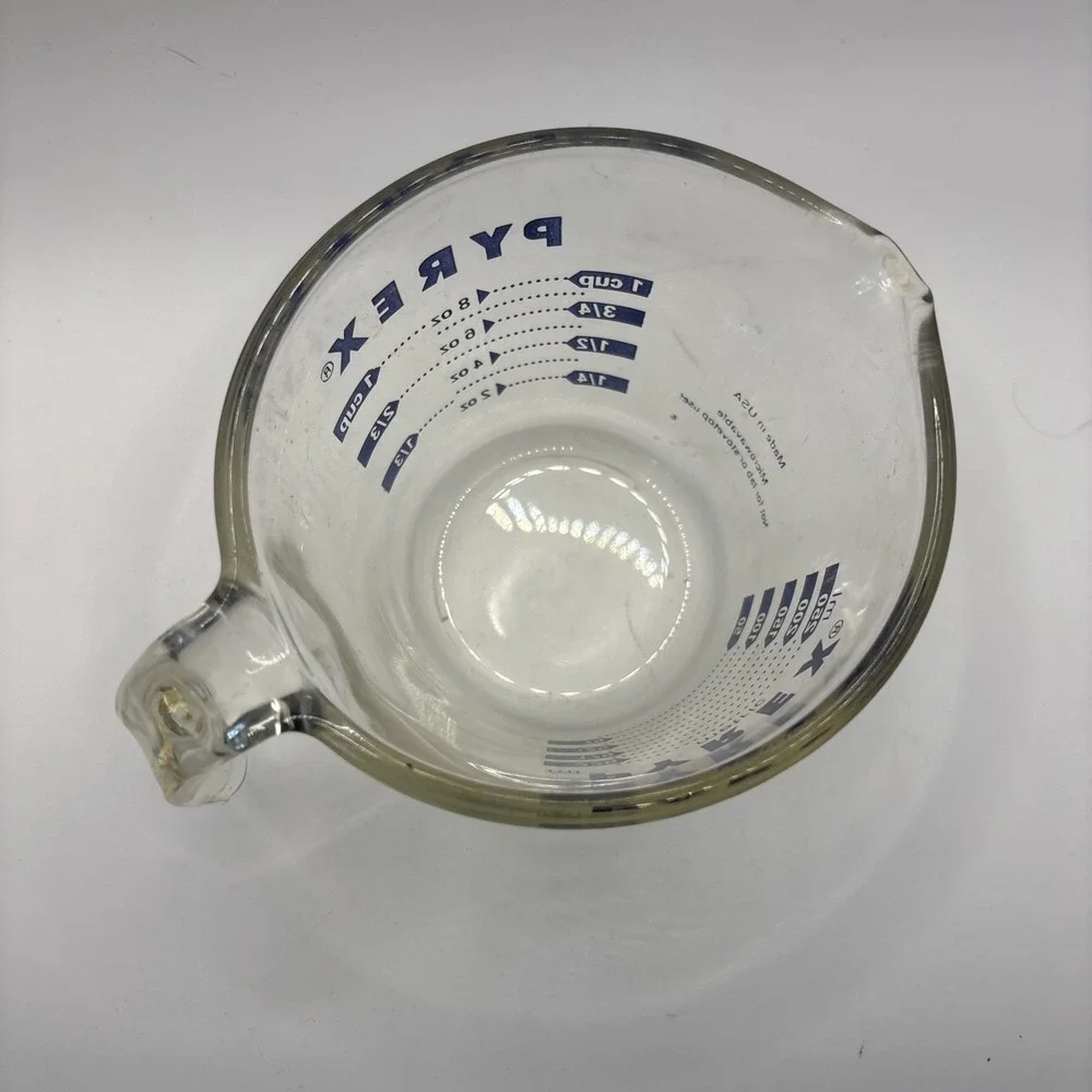 Pyrex vintage cup