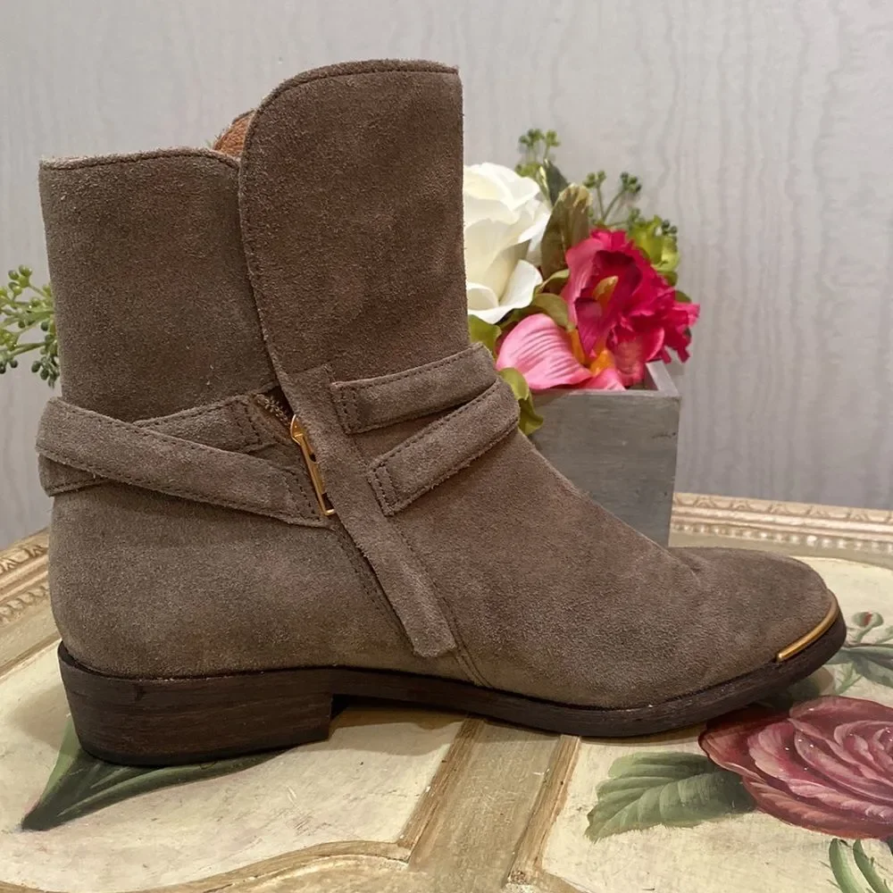 UGG kelby harness
