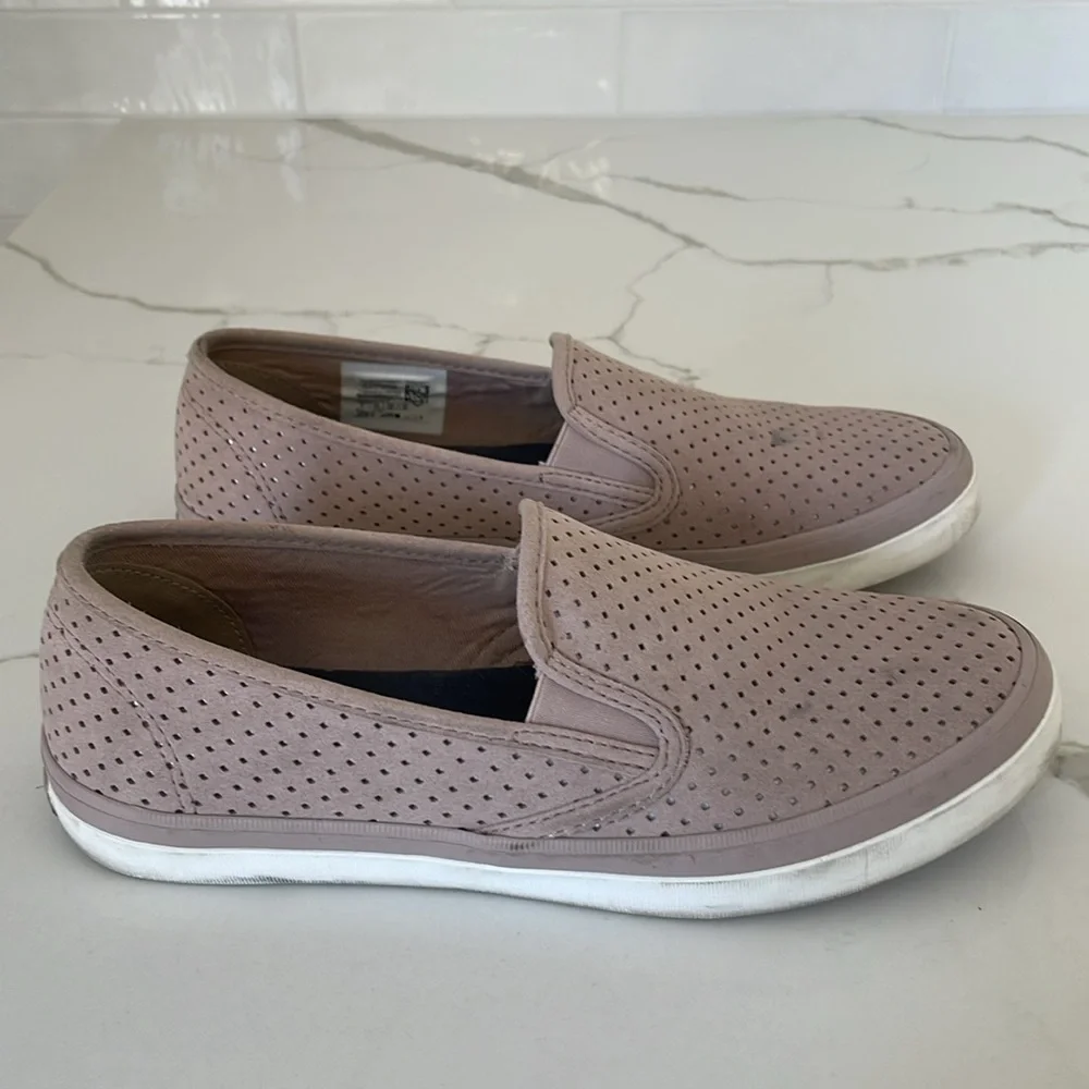 Sperry slip sneaker
