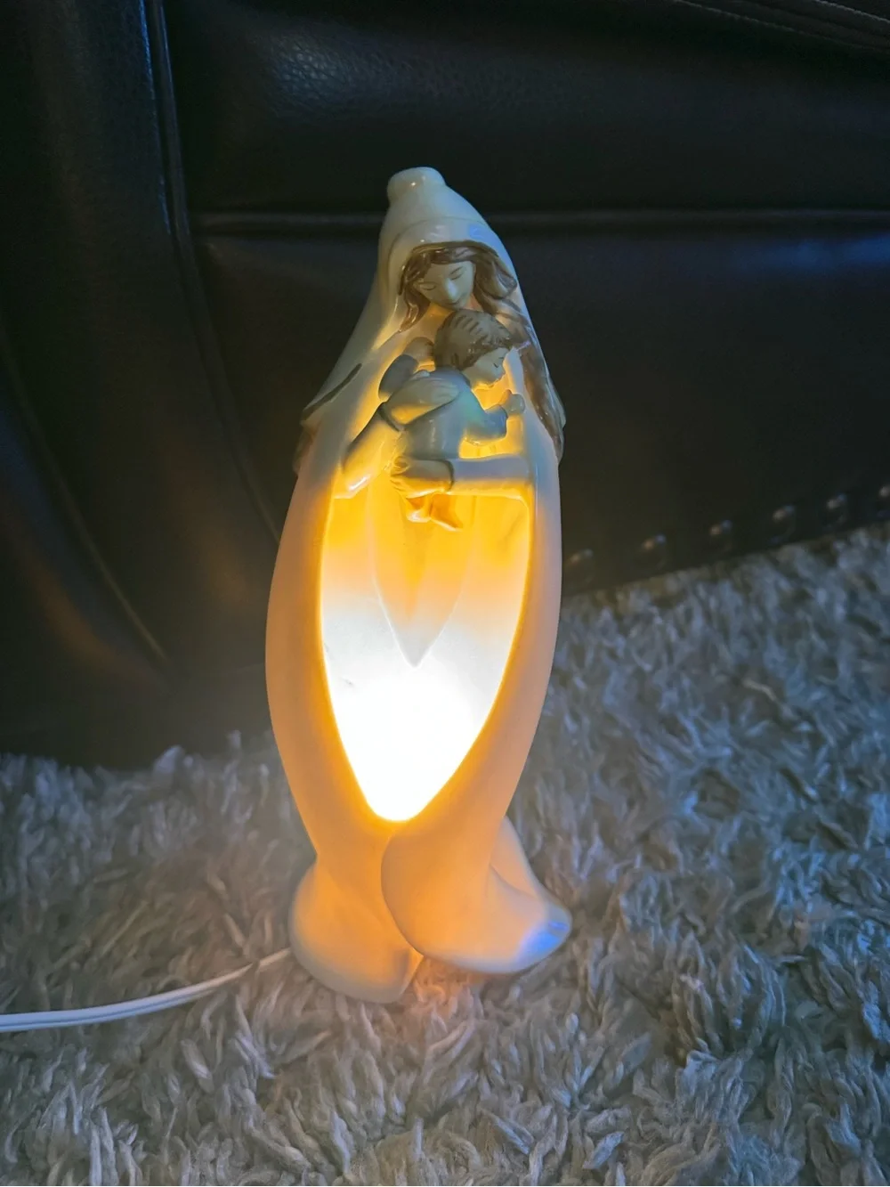 Porcelain Mother and Child Night Light - White