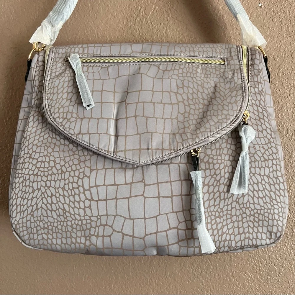 Stella & Dot this stylish