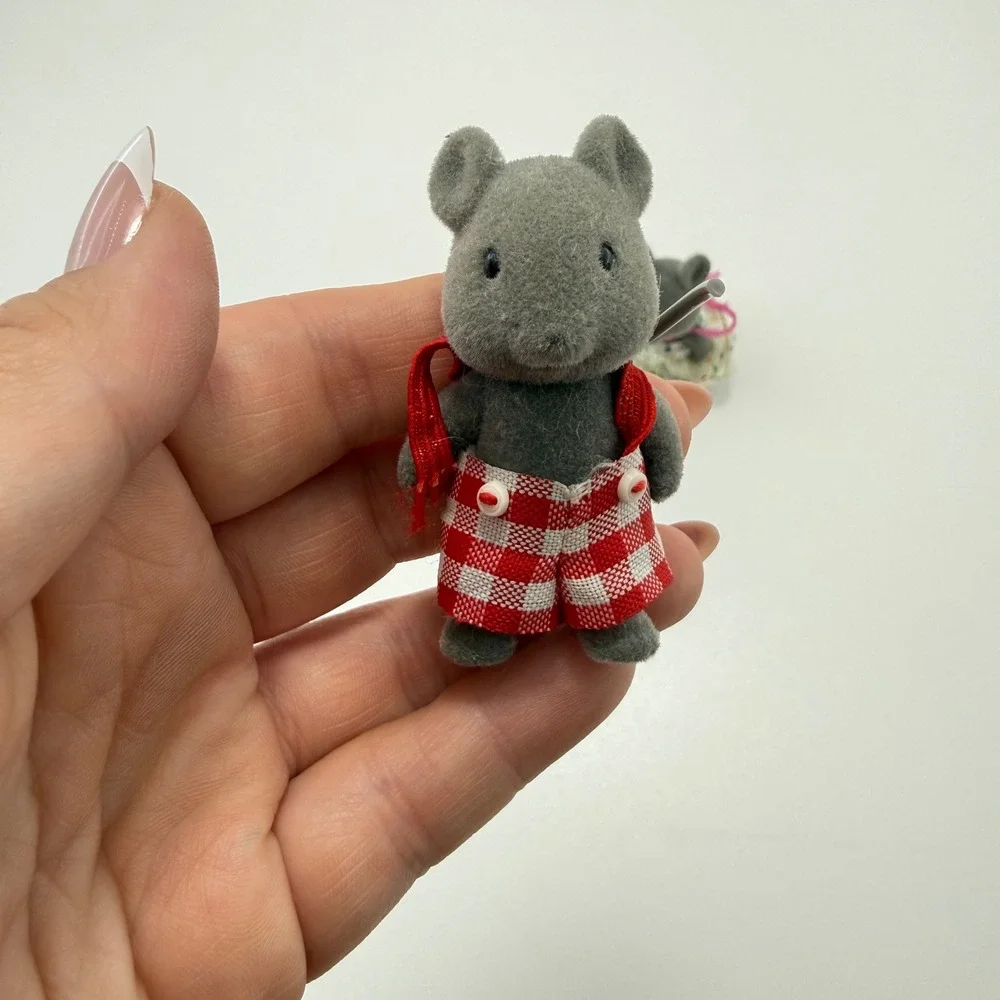 Sylvanian Families overall good