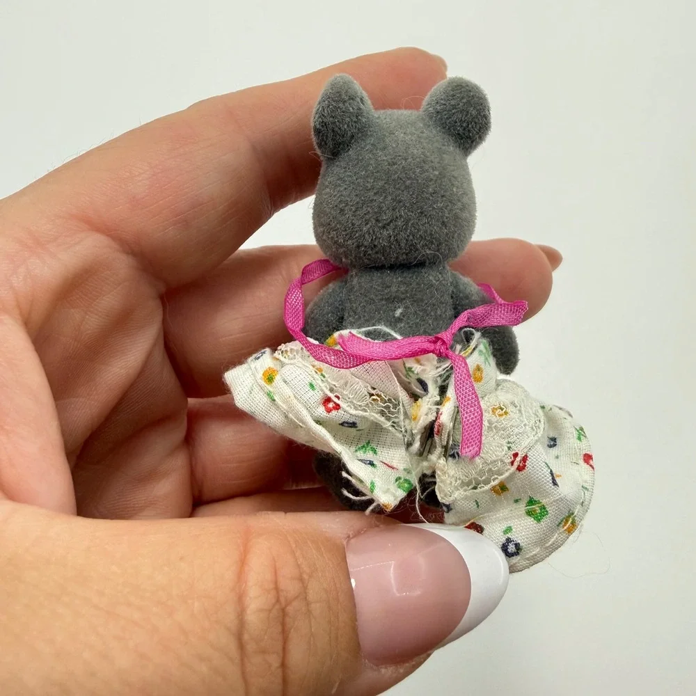 Sylvanian Families overall good