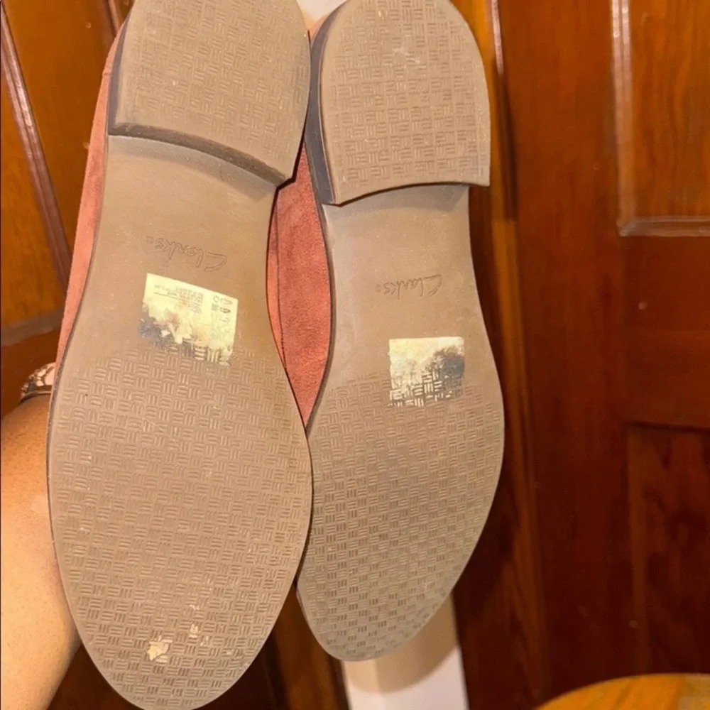 Clarks stylish slip