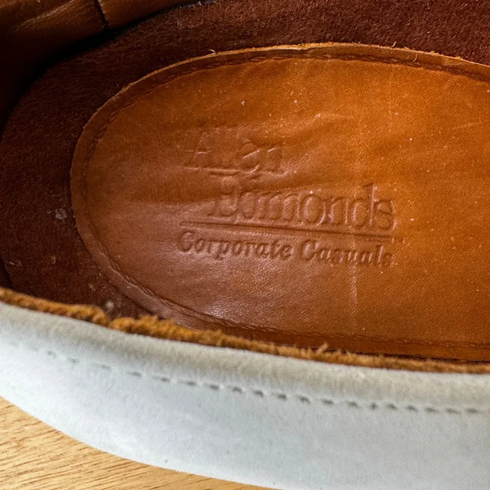 Allen Edmonds Men  13 A 5528 White Nubuck Leather Saddle Shoes Corporate Casuals