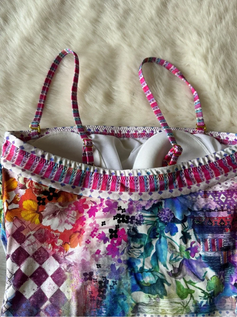 Gottex vibrant one