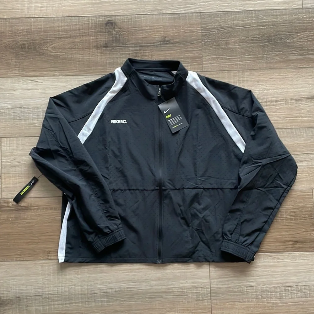 Nike nwt fc