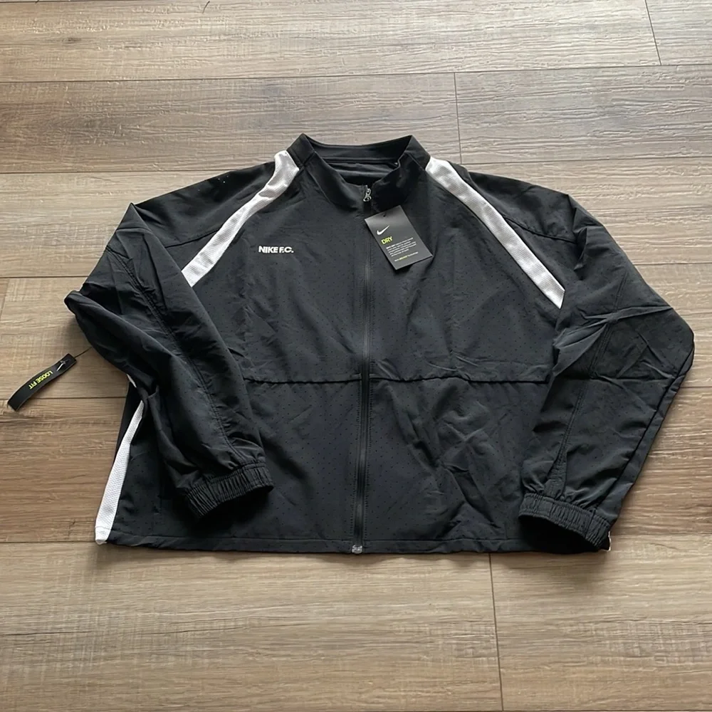Nike nwt fc