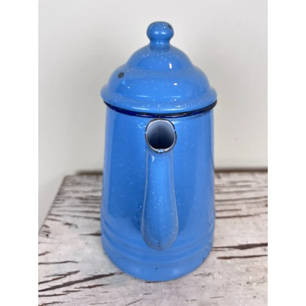 Kitchen vintage blue
