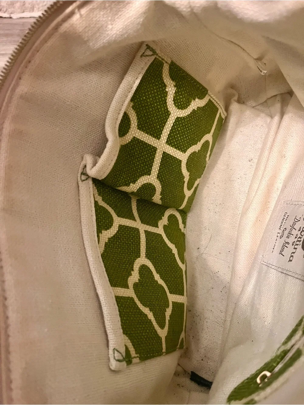 Spartina 449 Green and Cream Patterned  Purse