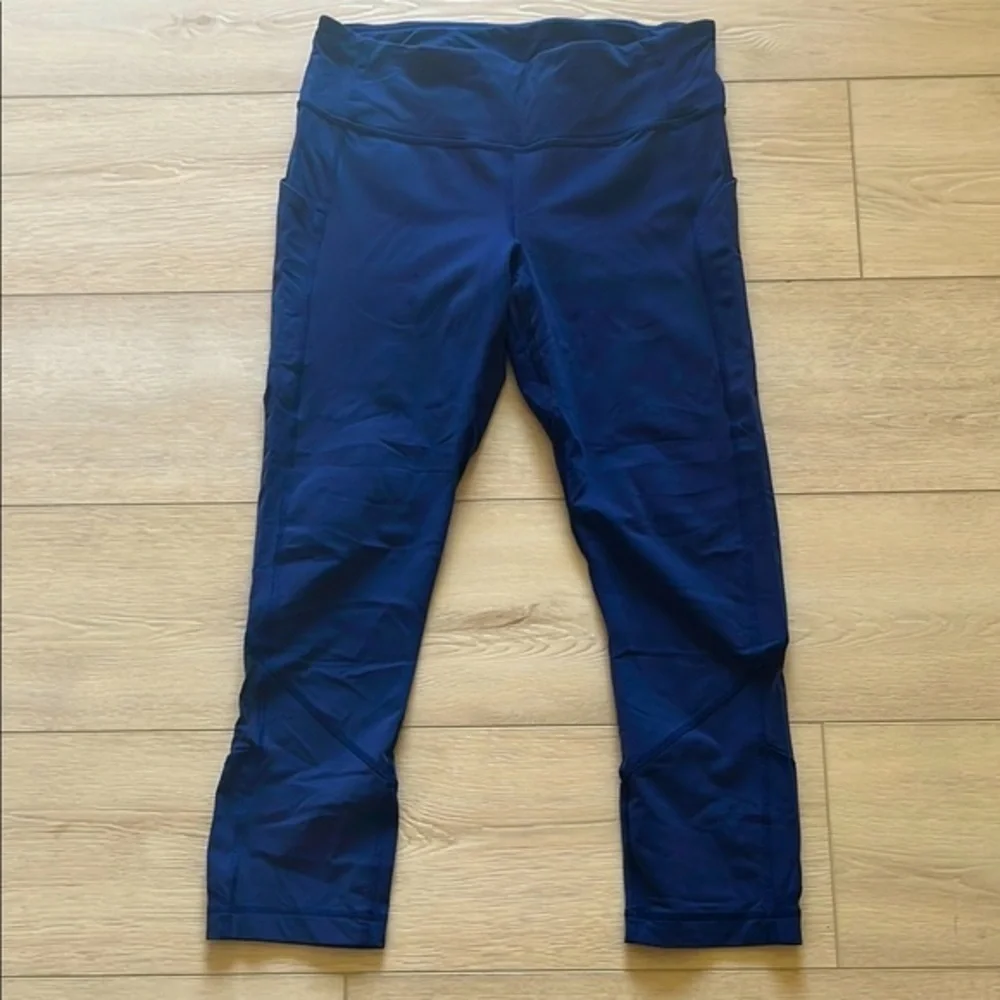 LULULEMON :: LEGGINGS