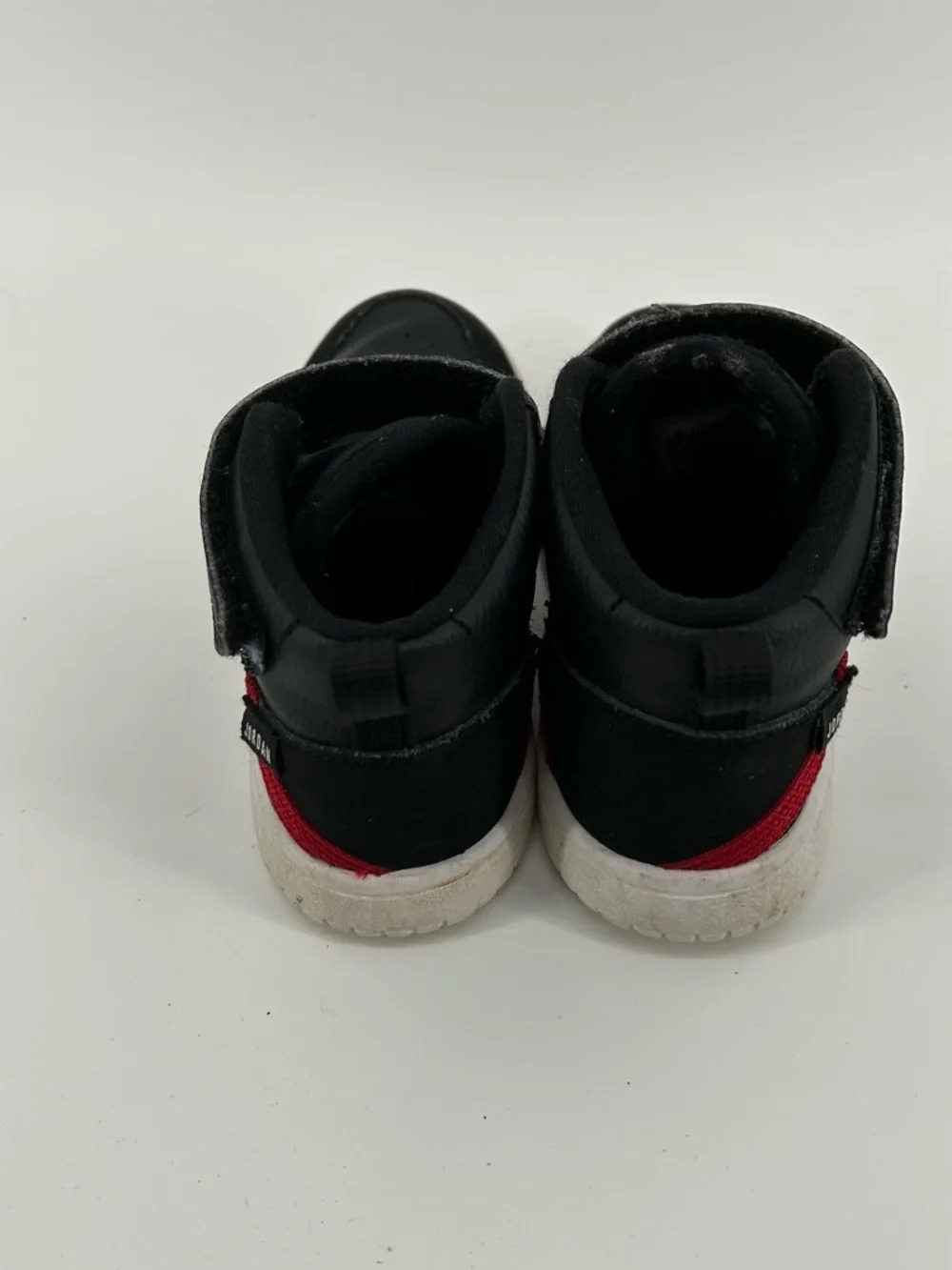 Jordan Fadeway black hightop sneakers for kids