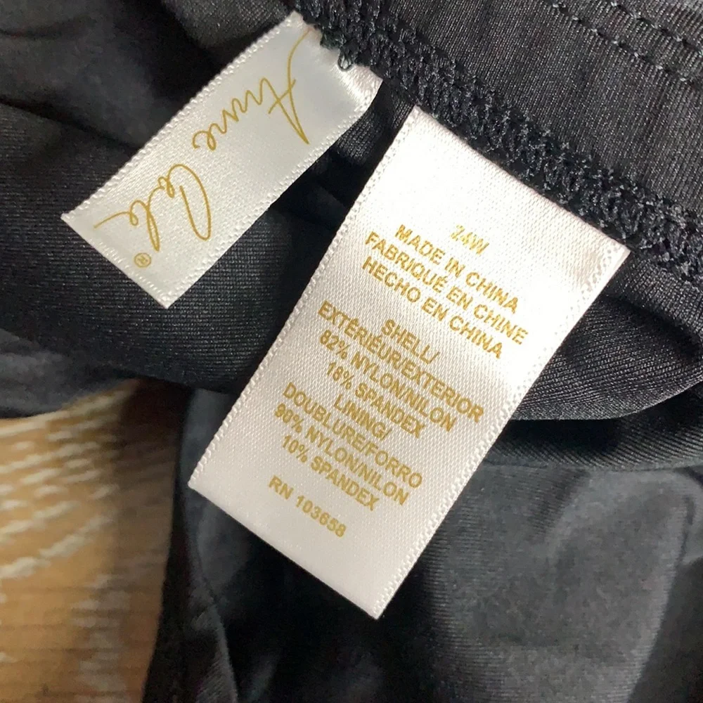 Anne Cole side flattering