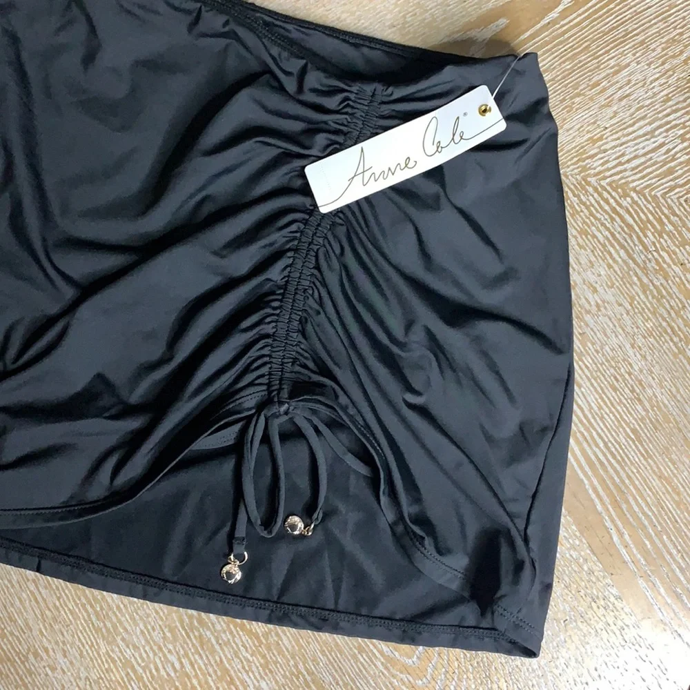 Anne Cole tags 82% comfort