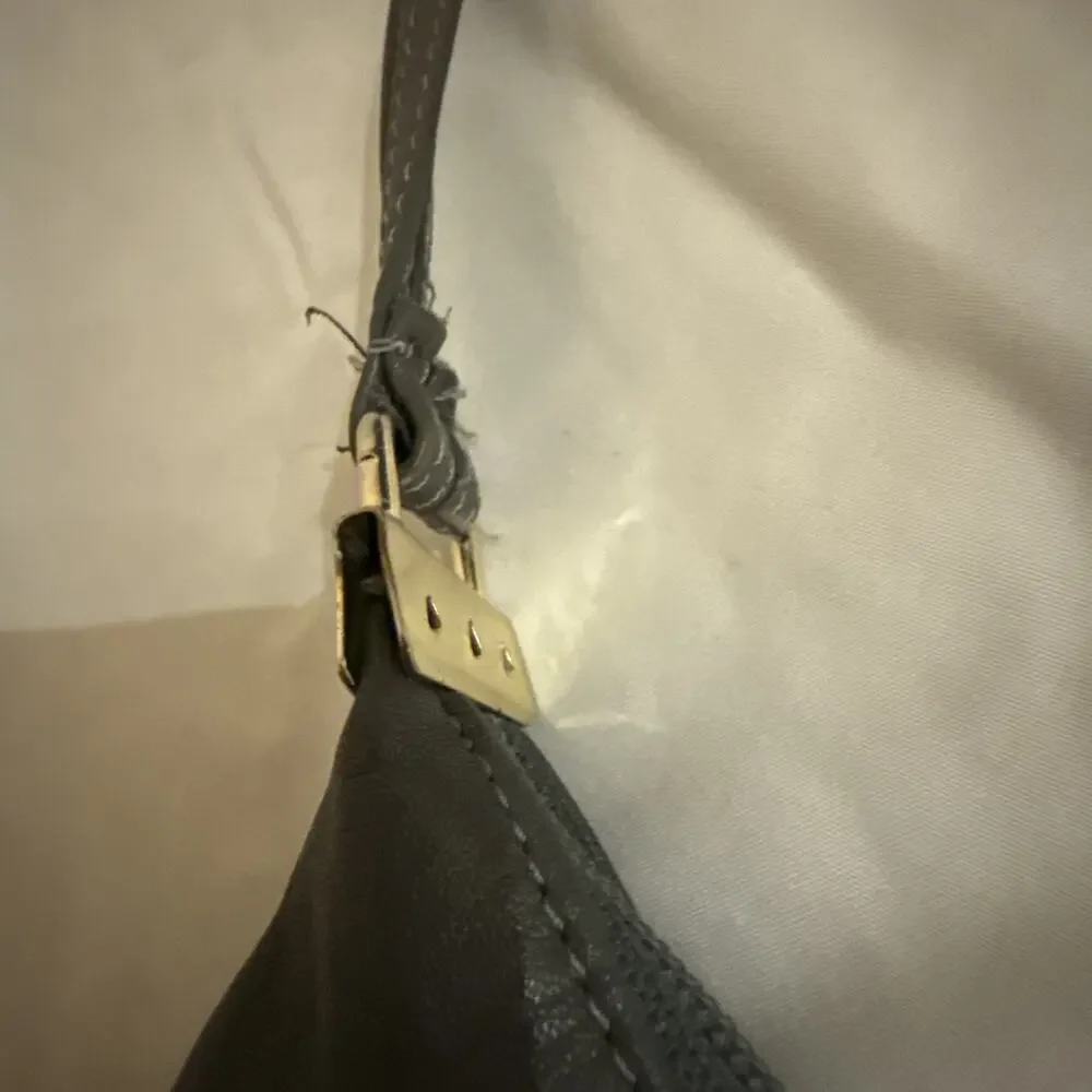 Vintage Capezio Genuine Leather Gray Shoulder Hobo Bag – Made in Korea