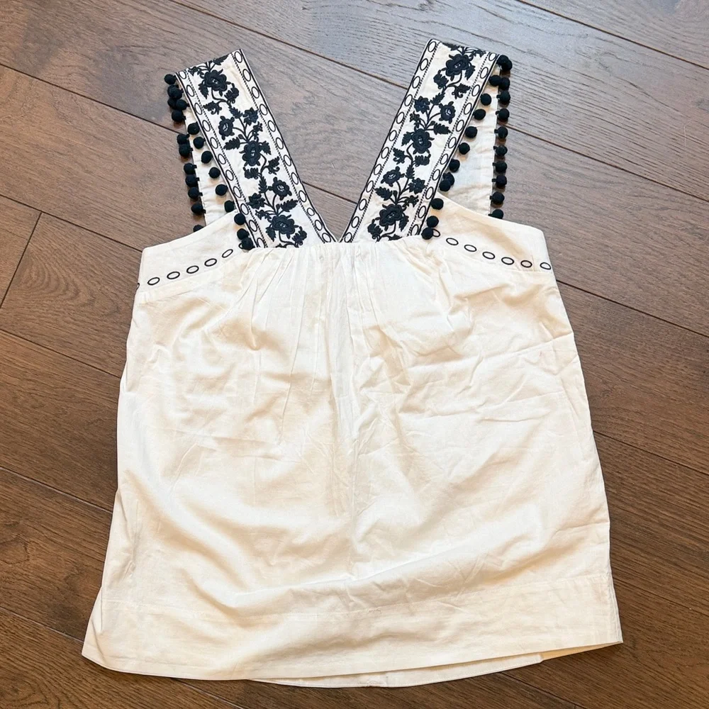Loomis Embroidered White and  Blue Women's Sleeveless Top Size 0 C7-038
