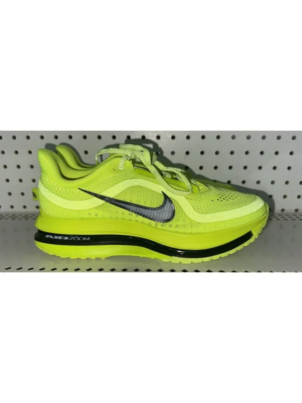 Nike Air Zoom Pegasus Premium Mens Athletic Running Shoes Size 8 Volt HQ2592-700