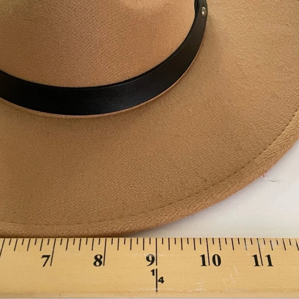 CG camel tan