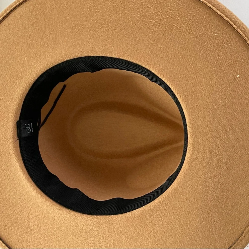 CG camel tan
