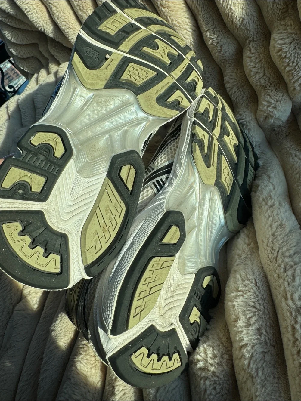 Asics gel-kayano 14
