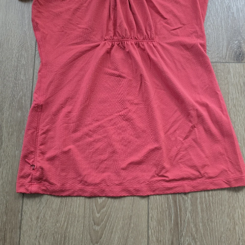 Lululemon Athletic Top Red T Shirt Short Sleeve Size 6