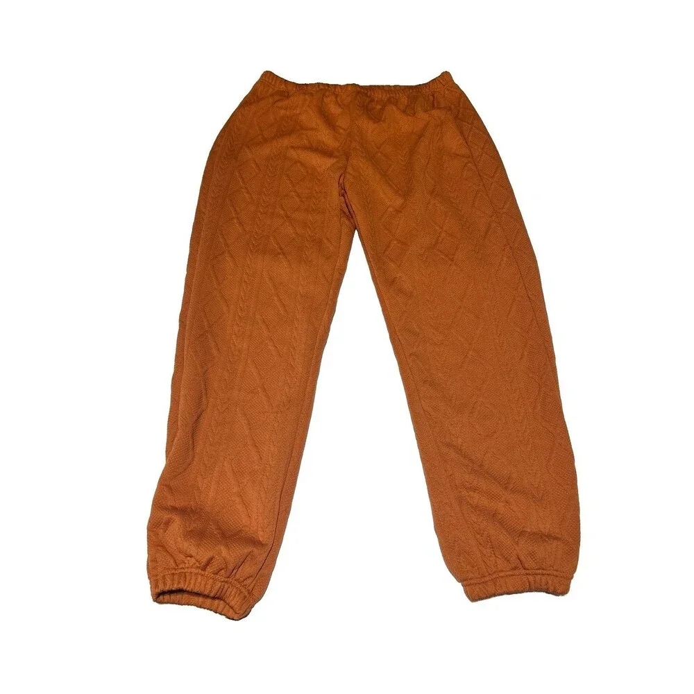 WCQ textured orange sleeve