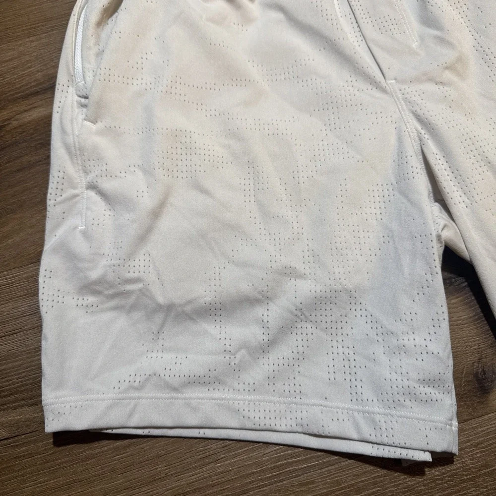 lululemon athletica great shape