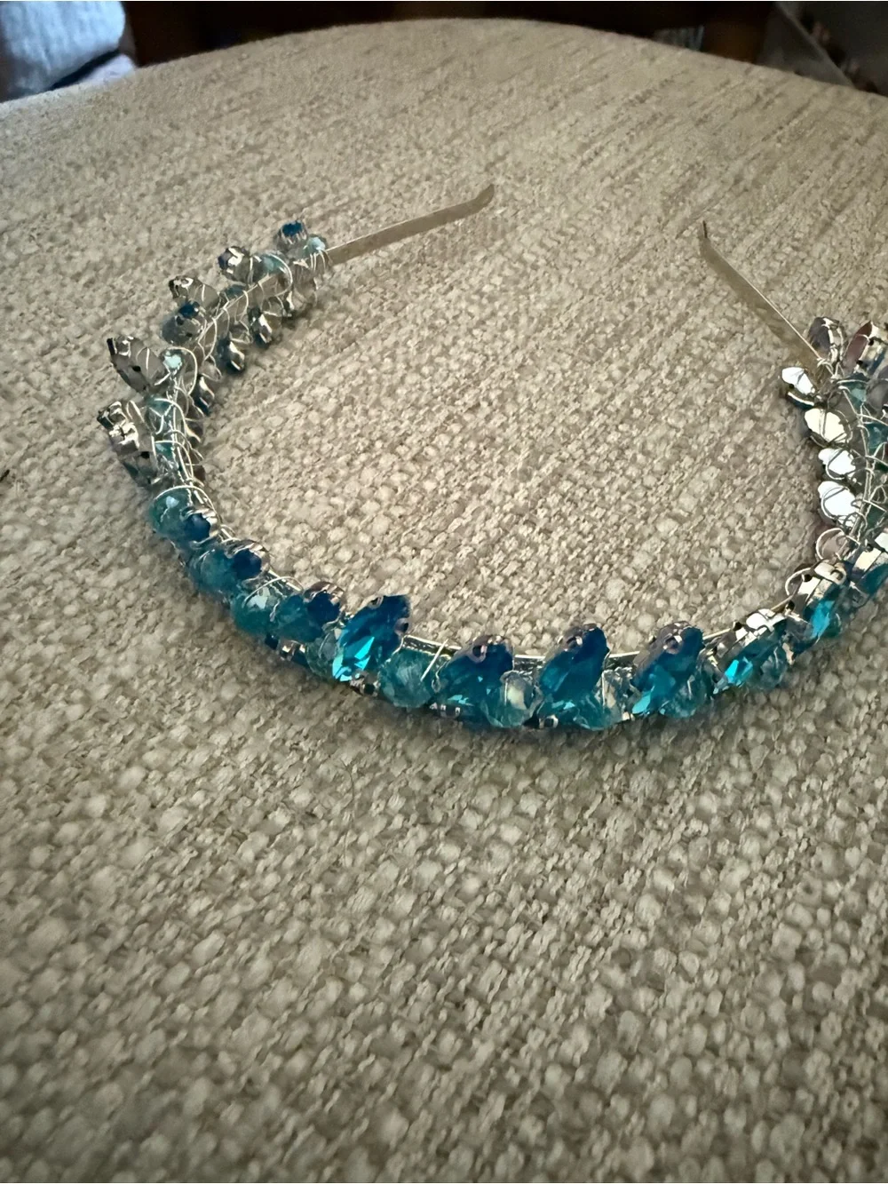 N/A sparkling blue