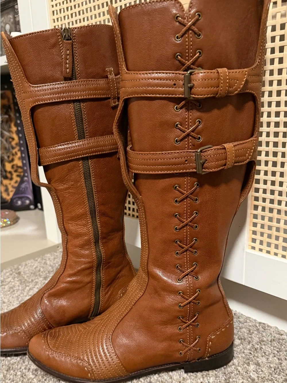 Alexander McQueen alexander mcqueen