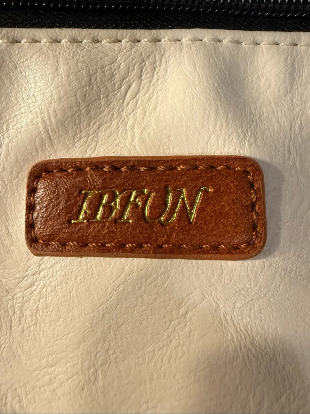 N/A stylish cream