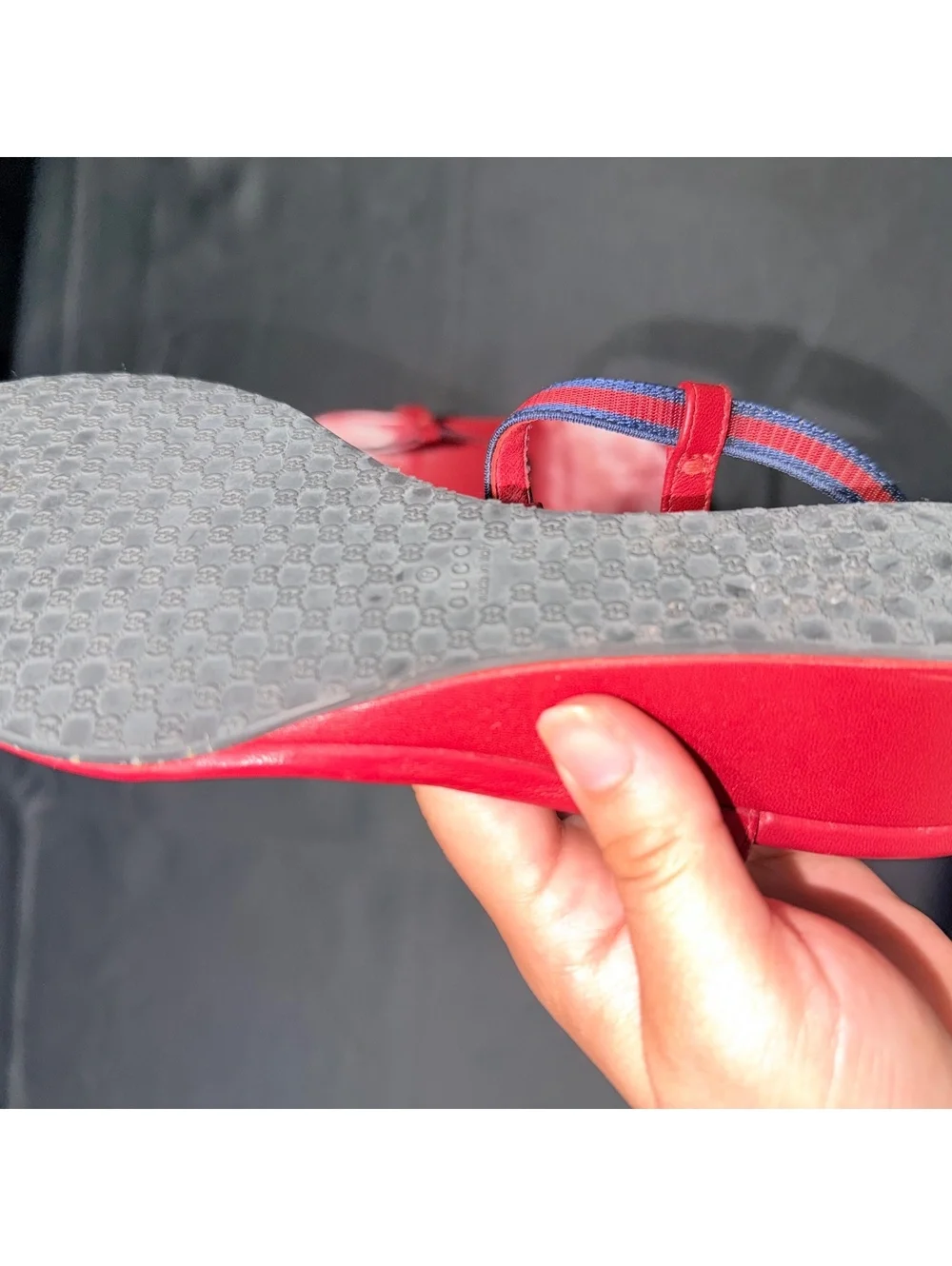 Gucci Red Leather T-Strap Sandals with Blue Trim