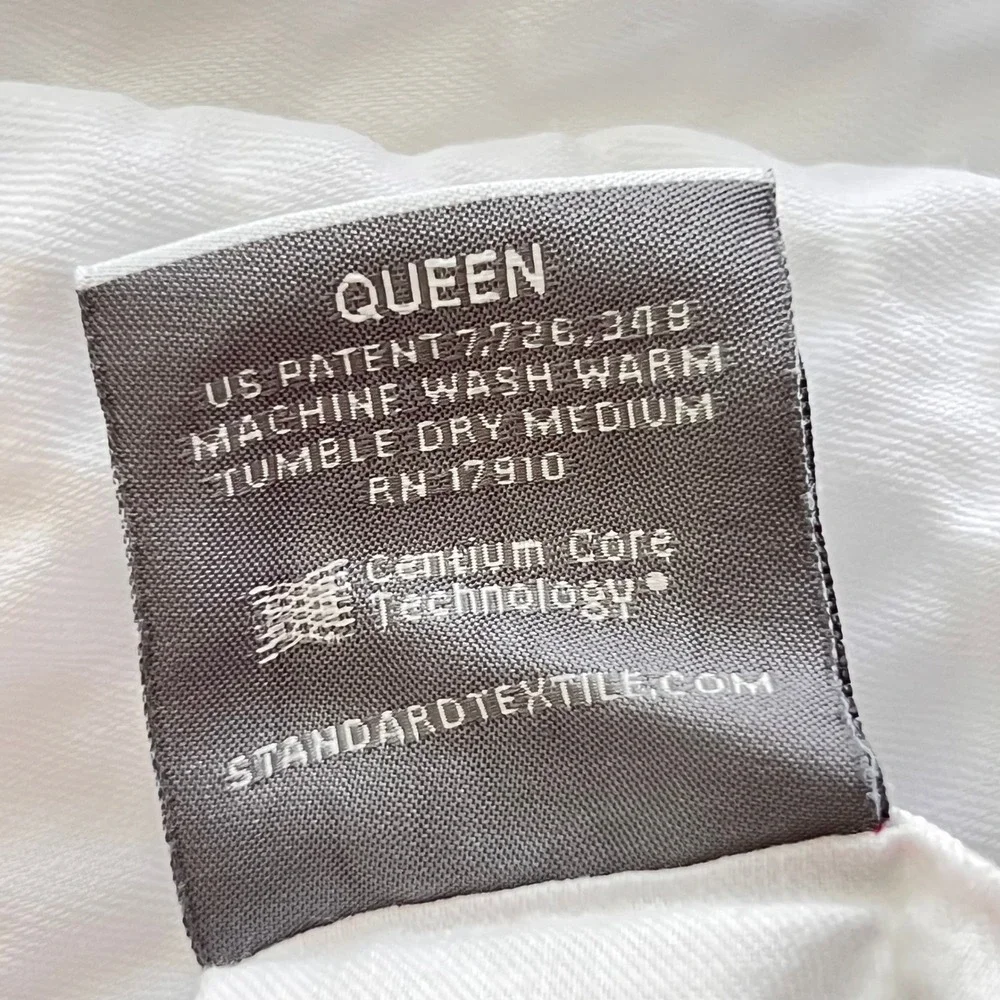 Standard Textile Cumulus Queen Top Duvet Cover Centium Core No Iron Ripple White