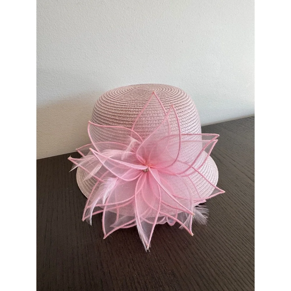 Kate Landry Pink Straw Cloche Hat Kids Girls One Size Mesh Flower Feather Accent