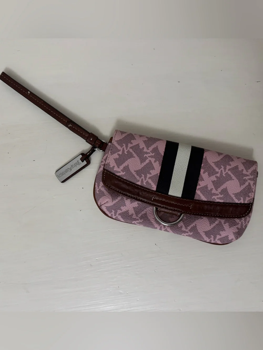 RARE VINTAGE JUICY COUTURE PINK SCOTTIE DOG WRISTLET WALLET