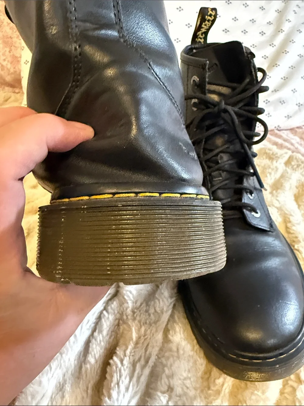 Dr. Martens sturdy black