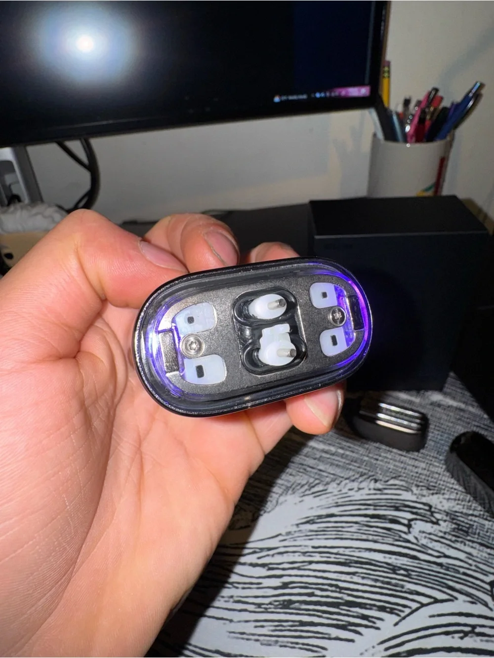 CONLWWN Portable Electric Shaver in Black