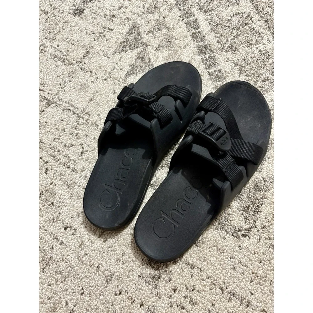 Kids Black Chaco Chillos Slide Sandals Size 5