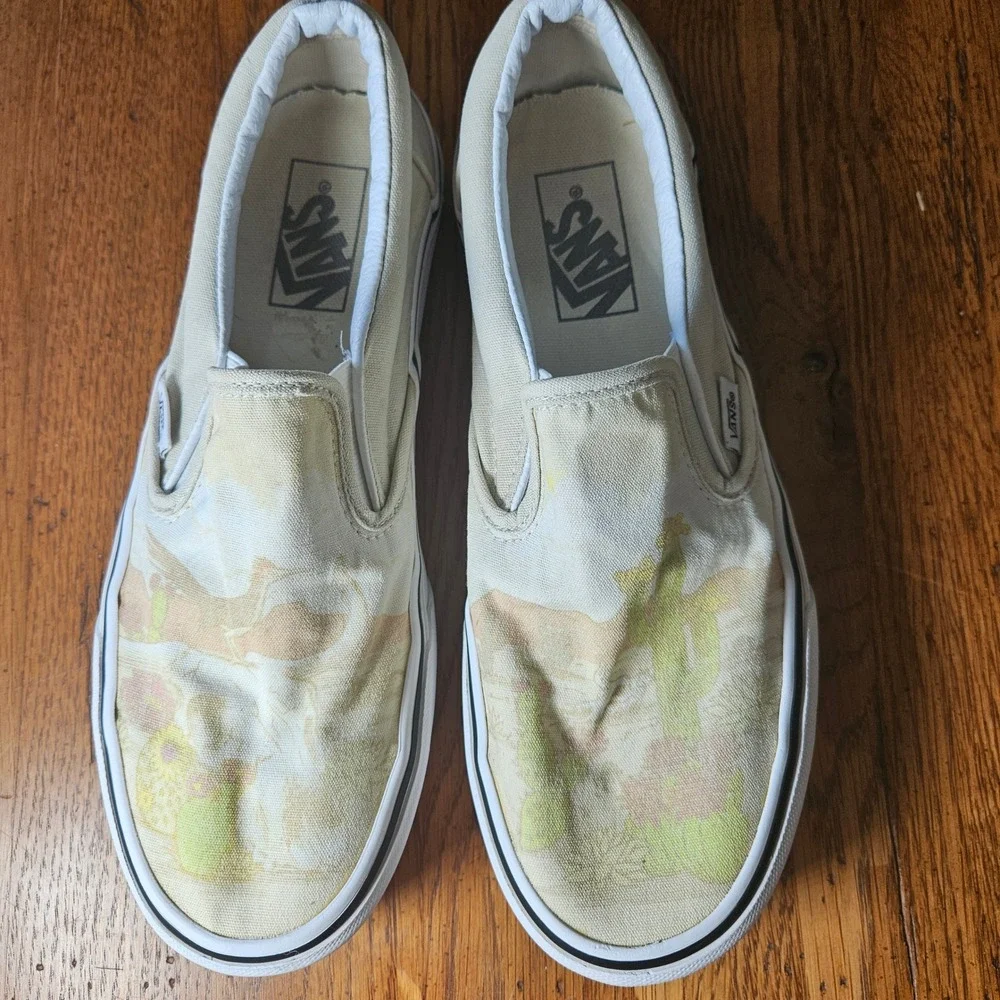 Vans Classic Slip-On Desert Vibes Print Beige Canvas‎ Sneakers Womens 8.5 Mens 7