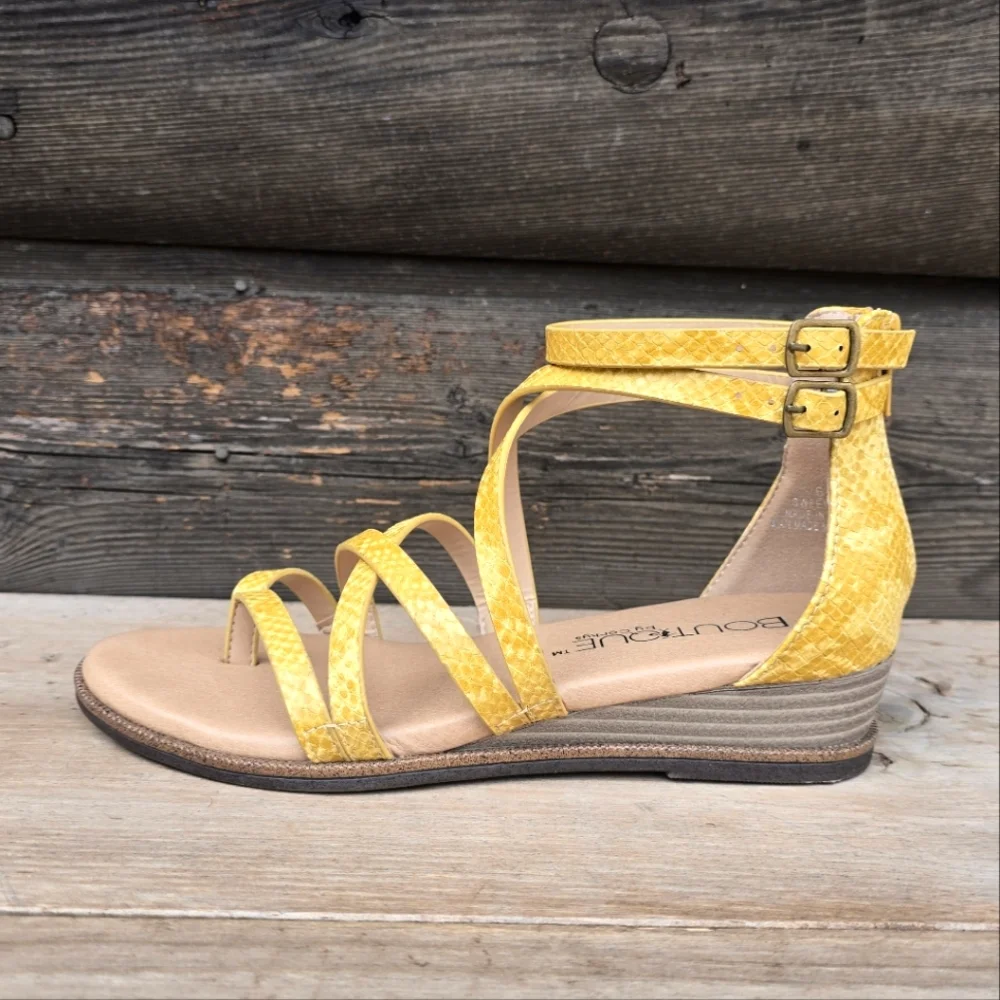 Corkys boutique by