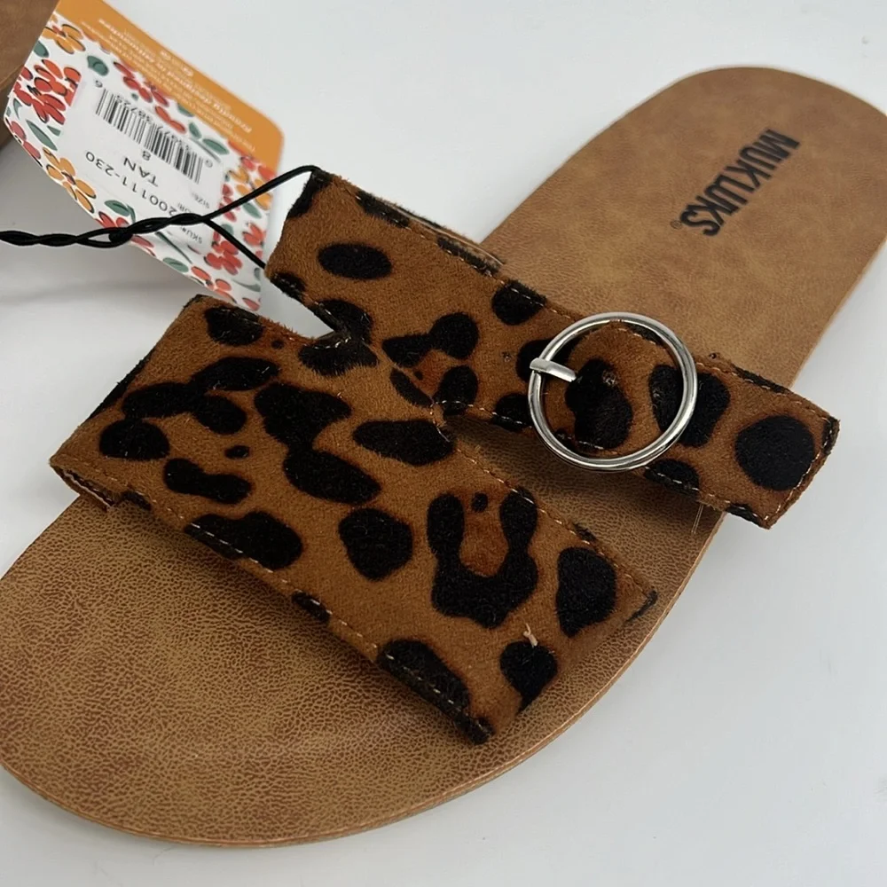 MukLuks About You Slotted Sandal Tan Animal Print Leopard Slip On Sandals‎ 8