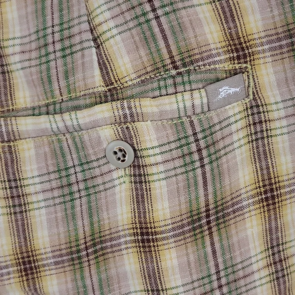 Tommy Bahama pockets casual