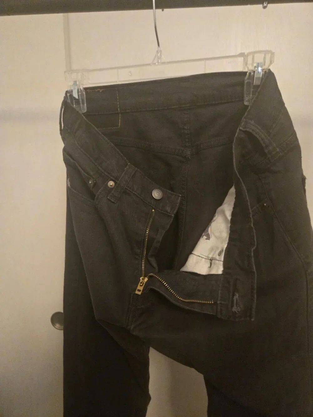 Levis Strauss classic taper