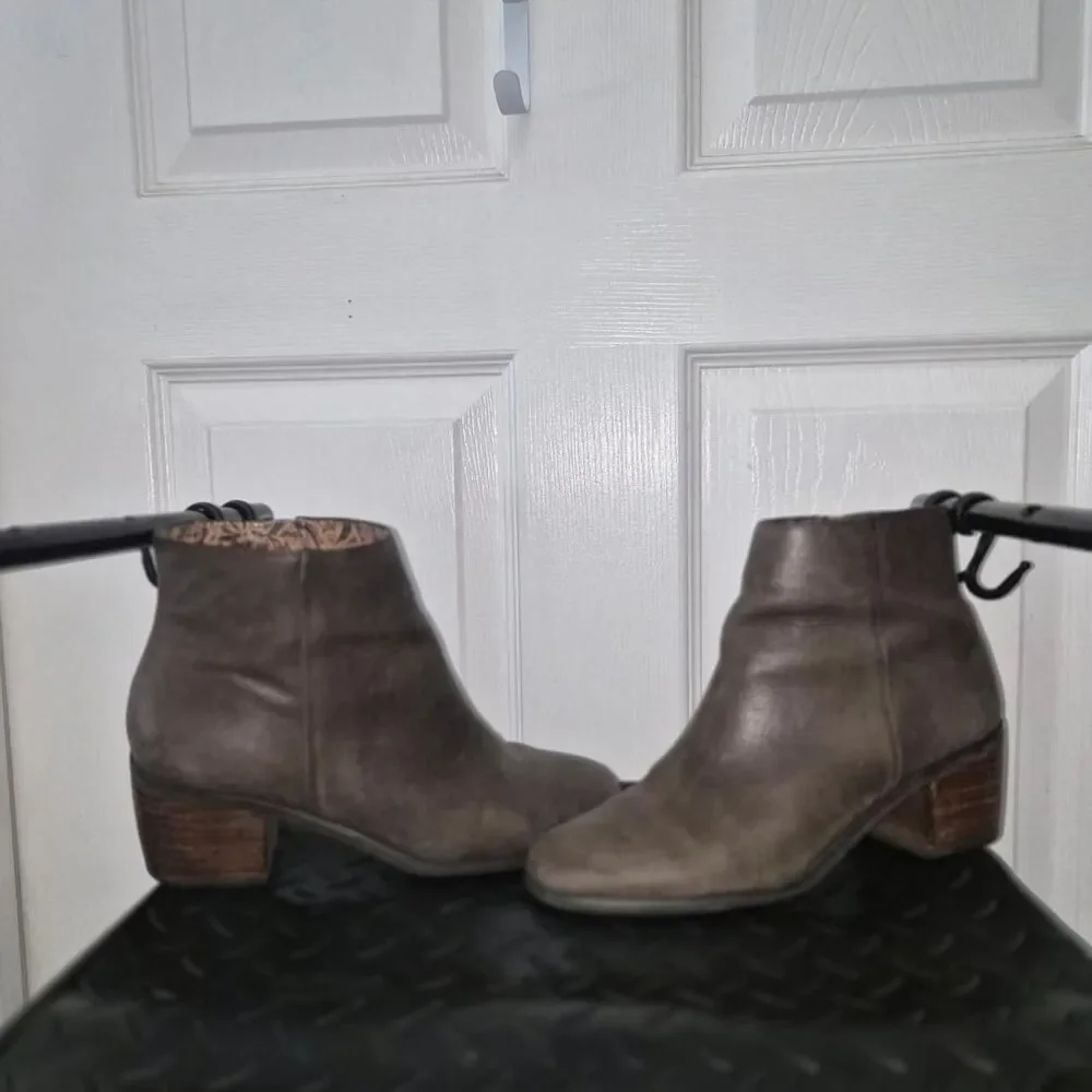 Lucky-brand Women's Brown and Grey Boots