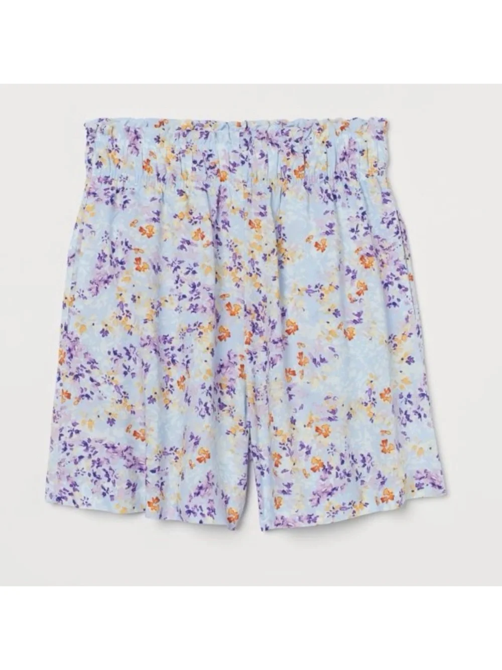 H&M Floral Violets Viscose Flowy Shorts NWT XXL
