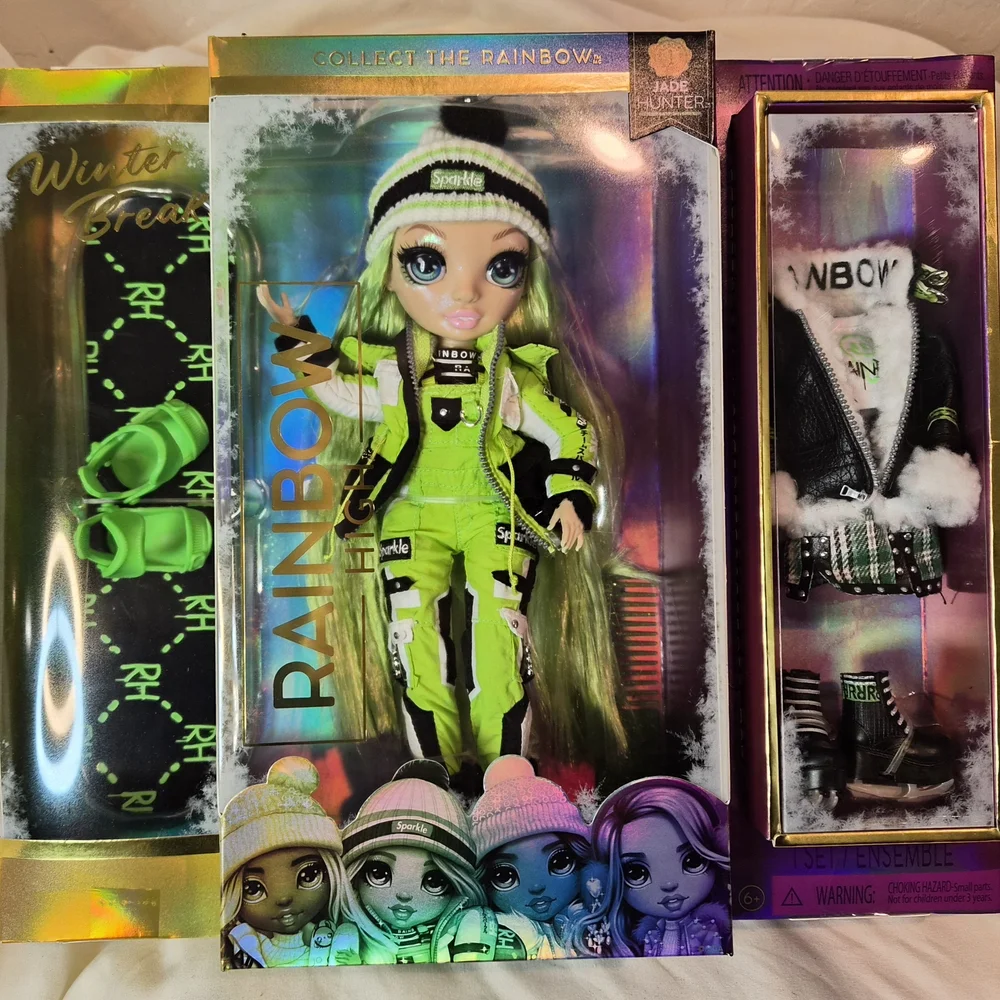 Rainbow High Winter Doll Jade Hunter * COLLECTIBLE!!!